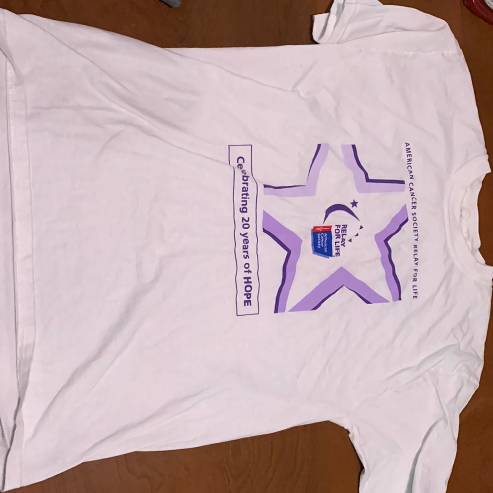 Large Gildan Active Wear American cancer Society Relay for life.